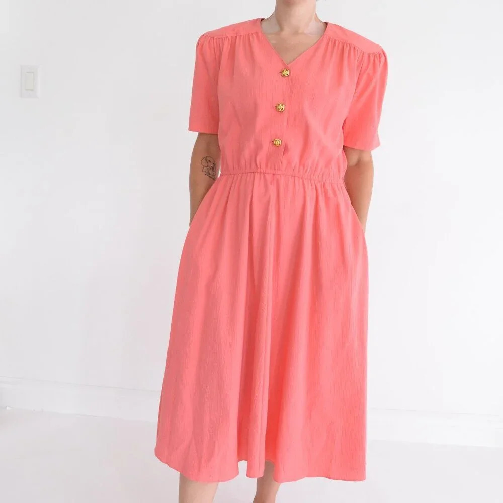 Vintage Cannes Collection Petite Coral Short Sleeve Gold Button Midi Dress 9/10